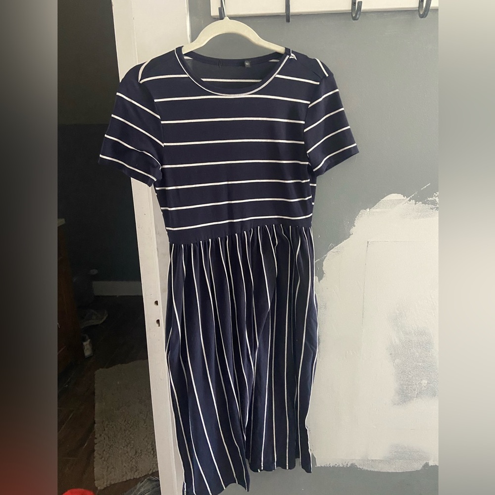 Blue & White Striped Midi Dress W/ Pockets Sz Small Used